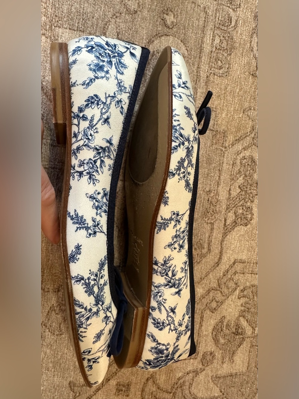 Margaux × Gal Meets Glam "The Pointe" Ballet Flat In Blue Toile Floral - Picture 5 of 8